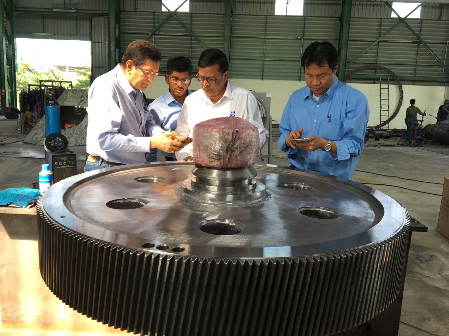 Engineering & Welding Service: Tata Steel: งานเชื่อม - ซ่อม และ งานตรวจสอบแนวเชื่อม